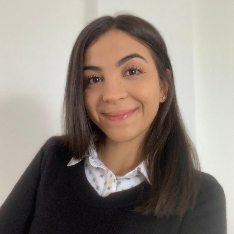 Taís Toledo bio pic